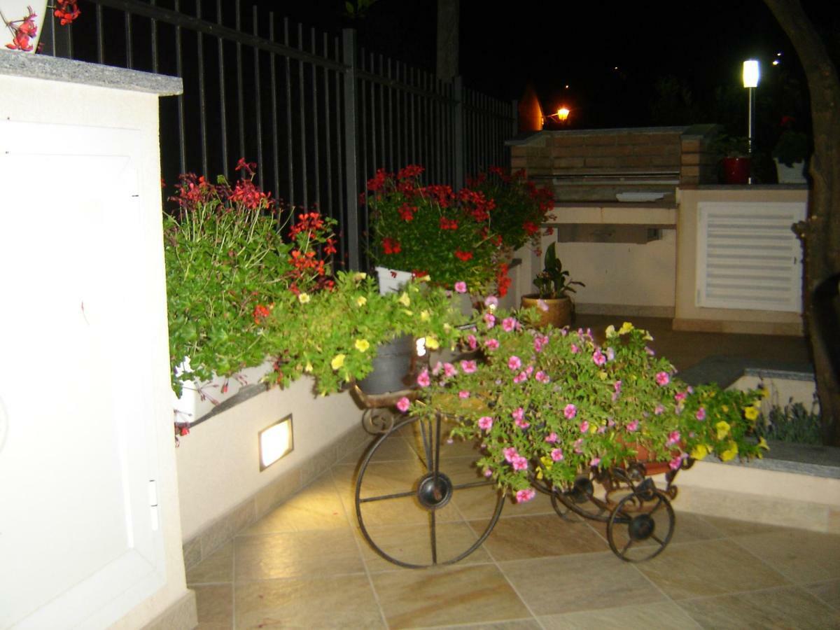 La Dolce Vita B&B Noli Ngoại thất bức ảnh